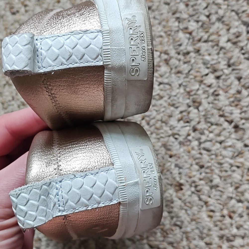 Sperry White w/ Rose Gold Accent Slip-On Sneakers Size 9 - Picture 3 of 7